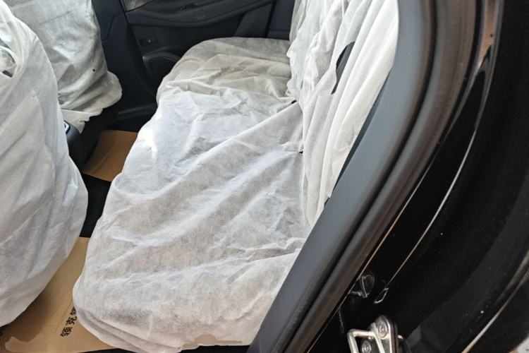 Used Lynk & Co 08 EM-P 2026 Model 230 Extra-Long-Range Ultra H7 Left Rear Seat