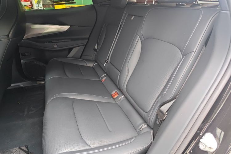 Used Lynk & Co 08 EM-P 2026 Model 160 Long-Range Max Left Rear Seat