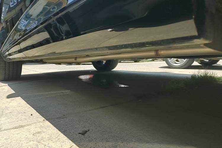 Used Lynk & Co 08 EM-P 2026 Model 160 Long-Range Ultra Left Side Sill