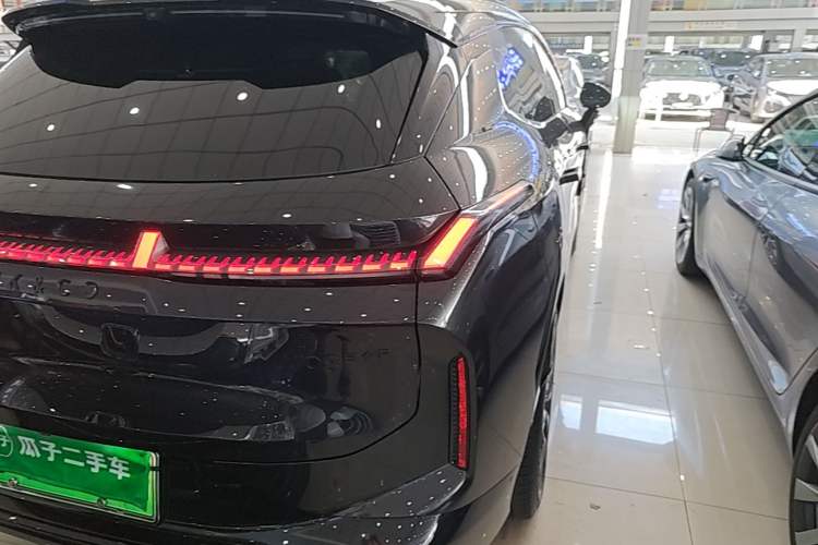 Used Lynk & Co 08 EM-P 2026 Model 210 Four-Wheel Drive Performance Ultra H7 Right Rear Taillight