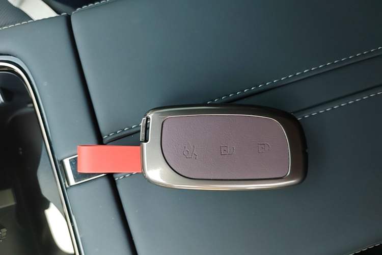 Used Lynk & Co 08 EM-P 2026 Model 160 Long-Range Ultra Vehicle Key