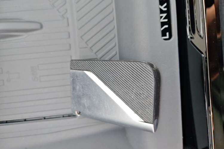 Used Lynk & Co 08 EM-P 2026 Model 160 Long-Range Ultra Vehicle Key