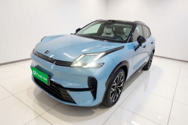 Używany Lynk & Co 08 EM-P 2026 Model 210 Four-Wheel Drive Performance Ultra H7