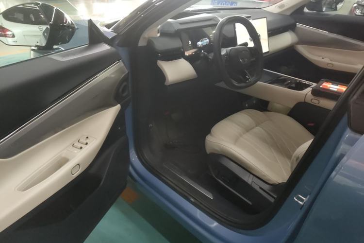 Used Lynk & Co 08 EM-P 2026 Model 210 Four-Wheel Drive Performance Ultra H7 Driver Seat