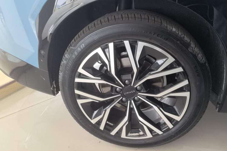 Used Lynk & Co 08 EM-P 2026 Model 210 Four-Wheel Drive Performance Ultra H7 Exterior 5