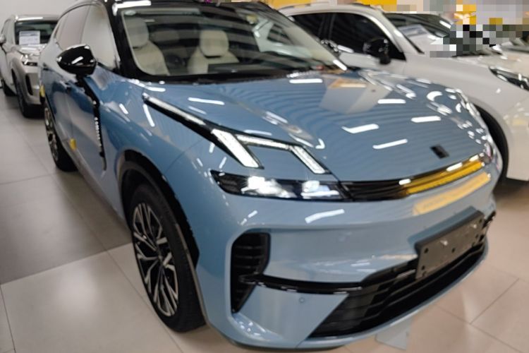 Used Lynk & Co 08 EM-P 2026 Model 210 Four-Wheel Drive Performance Ultra H7 Front Right 45 Deg