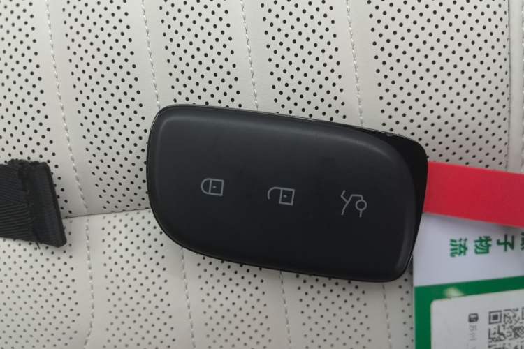 Used Lynk & Co 08 EM-P 2026 Model 210 Four-Wheel Drive Performance Ultra H7 Interior 1