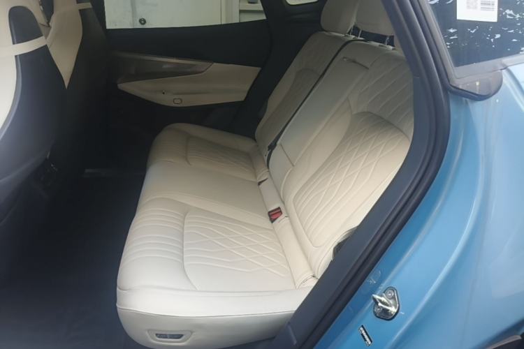 Used Lynk & Co 08 EM-P 2026 Model 210 Four-Wheel Drive Performance Ultra H7 Left Rear Seat