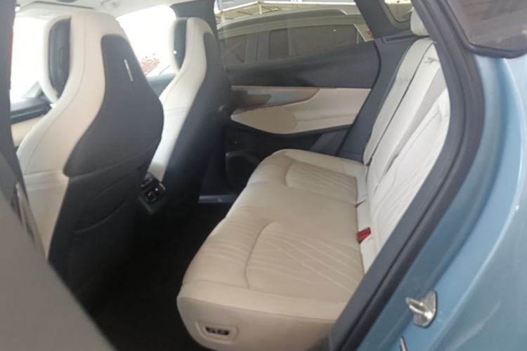 Used Lynk & Co 08 EM-P 2026 Model 210 Four-Wheel Drive Performance Ultra H7 Left Rear Seat