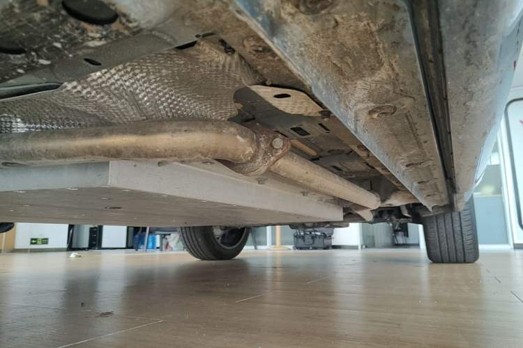 Used Lynk & Co 08 EM-P 2026 Model 210 Four-Wheel Drive Performance Ultra H7 Left Side Sill
