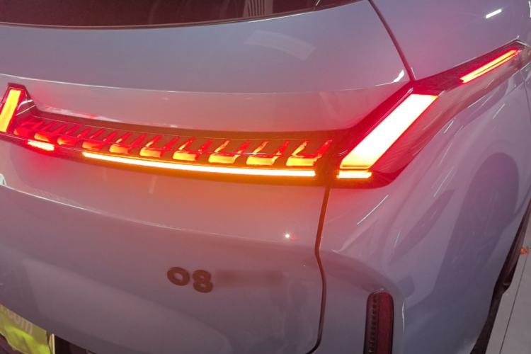 Used Lynk & Co 08 EM-P 2026 Model 210 Four-Wheel Drive Performance Ultra H7 Right Rear Taillight