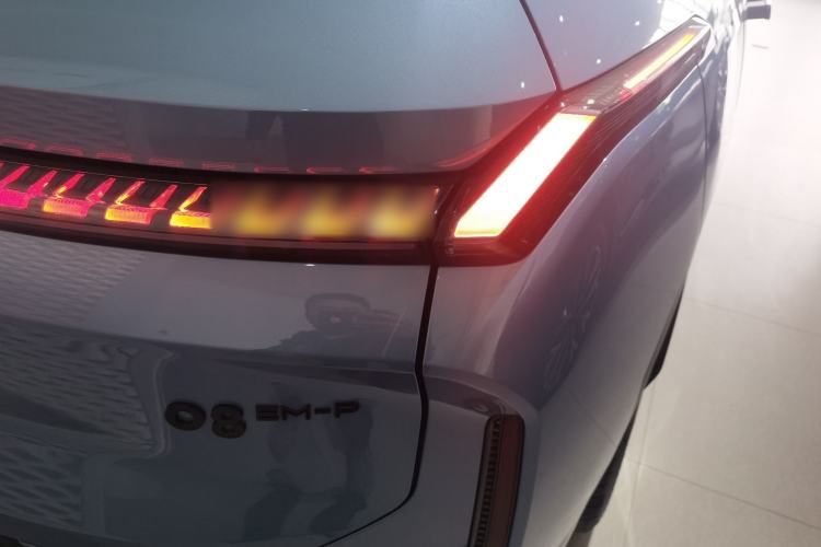 Used Lynk & Co 08 EM-P 2026 Model 210 Four-Wheel Drive Performance Ultra H7 Right Rear Taillight