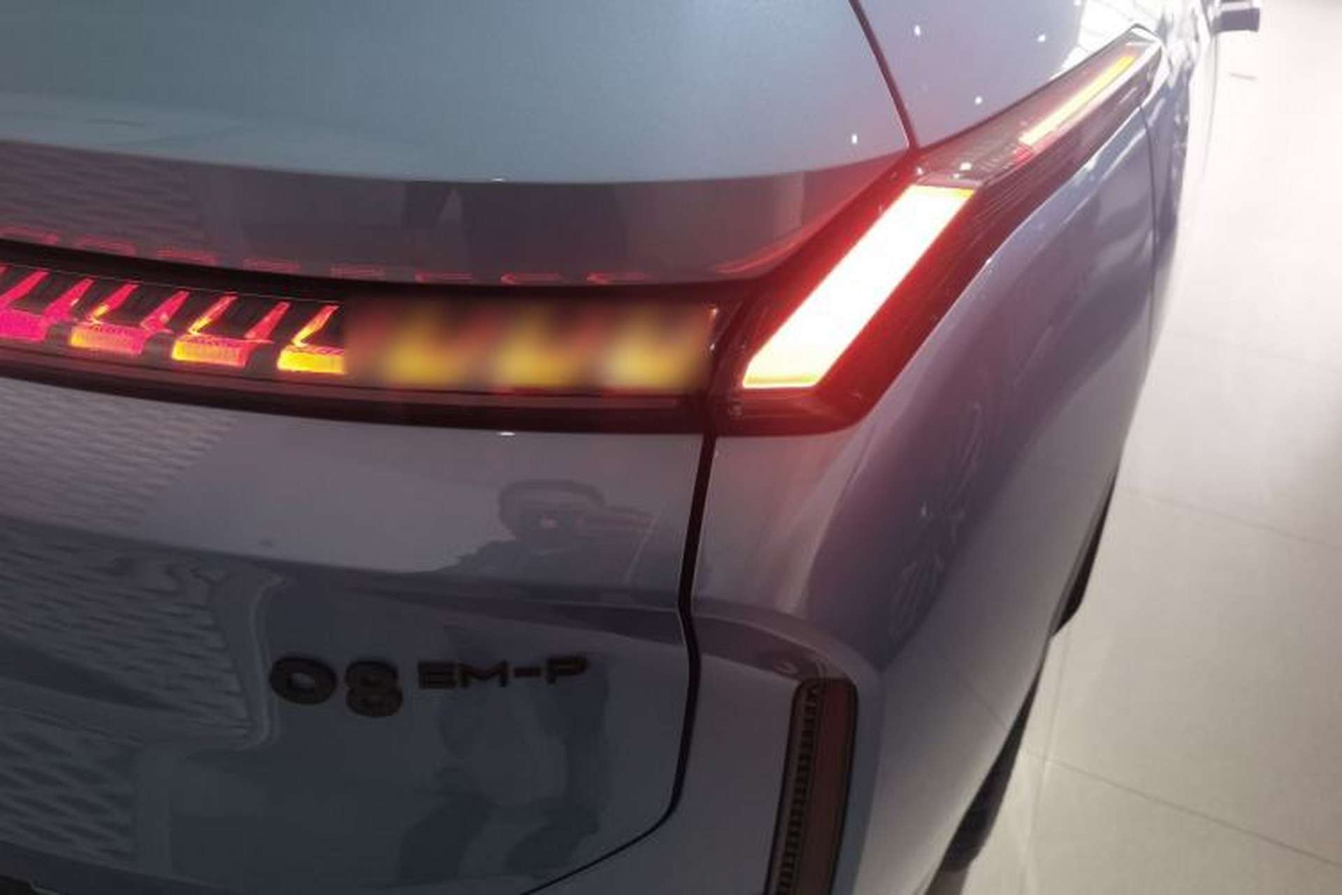 Used Lynk & Co 08 EM-P 2026 Model 210 Four-Wheel Drive Performance Ultra H7 Right Rear Taillight