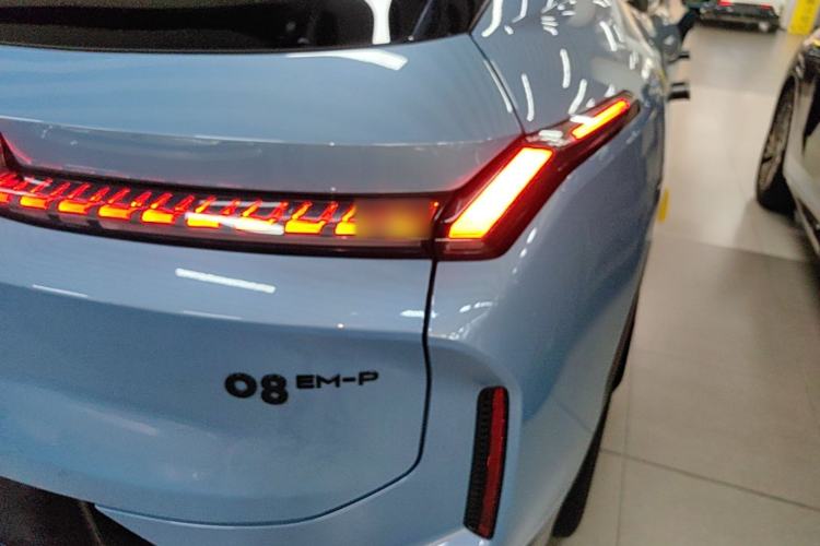 Used Lynk & Co 08 EM-P 2026 Model 210 Four-Wheel Drive Performance Ultra H7 Right Rear Taillight
