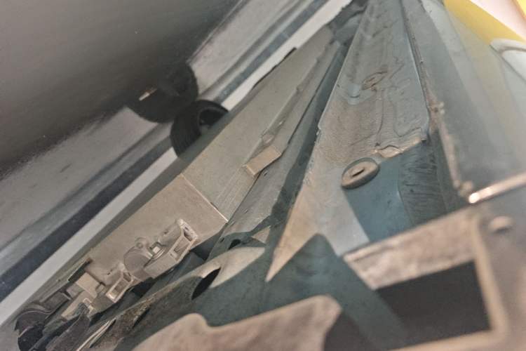 Used Lynk & Co 08 EM-P 2026 Model 210 Four-Wheel Drive Performance Ultra H7 Right Side Sill