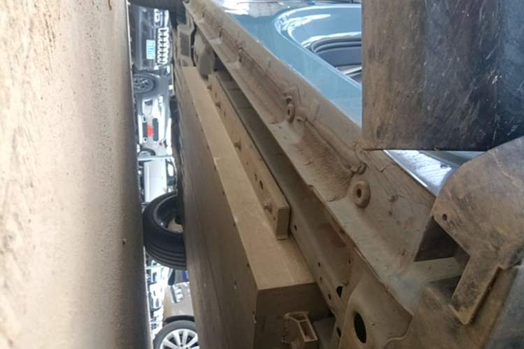 Used Lynk & Co 08 EM-P 2026 Model 210 Four-Wheel Drive Performance Ultra H7 Right Side Sill