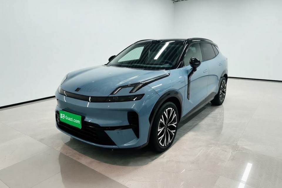 Lynk & Co 08 EM-P 2026