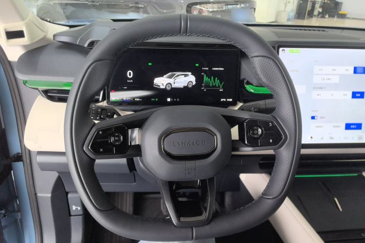 Used Lynk & Co 08 EM-P 2026 Model 210 Four-Wheel Drive Performance Ultra H7 Steering Wheel