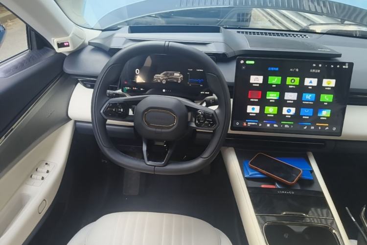 Used Lynk & Co 08 EM-P 2026 Model 210 Four-Wheel Drive Performance Ultra H7 Steering Wheel