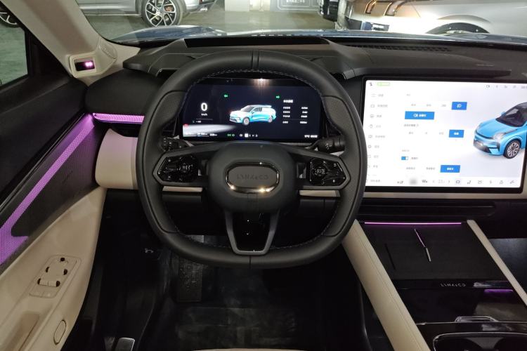 Used Lynk & Co 08 EM-P 2026 Model 210 Four-Wheel Drive Performance Ultra H7 Steering Wheel