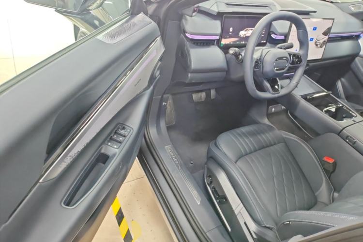 Used Lynk & Co 08 EM-P 2026 Model, 230 Ultra Extended Range Driver Seat