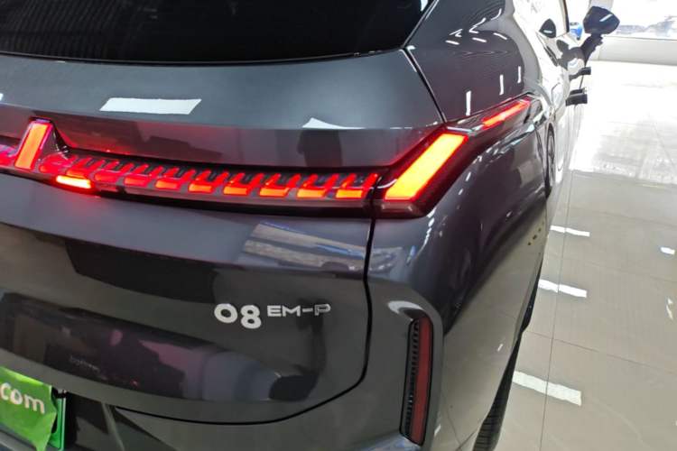 Used Lynk & Co 08 EM-P 2026 Model, 230 Ultra Extended Range Right Rear Taillight