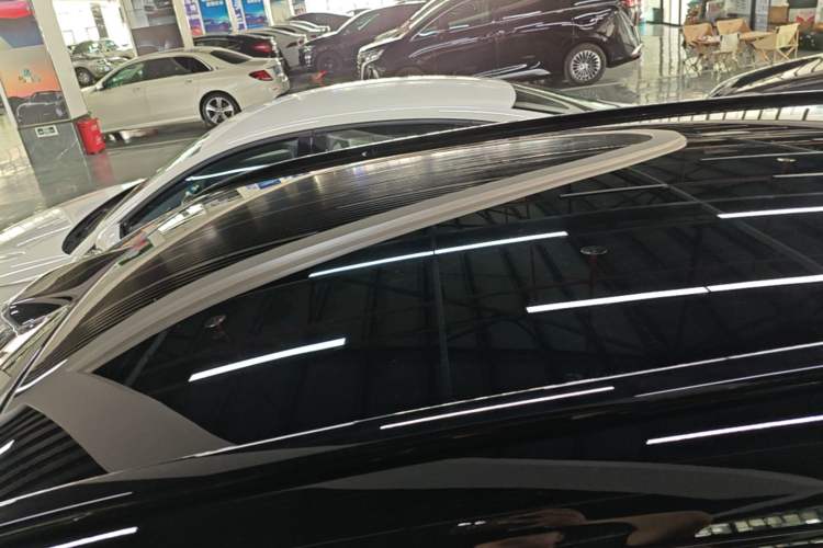 Used Lynk & Co 08 EM-P 2026 Model 160 Long-Range Max Roof