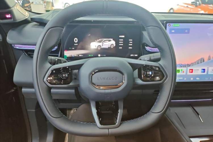 Used Lynk & Co 08 EM-P 2026 Model, 230 Ultra Extended Range Steering Wheel