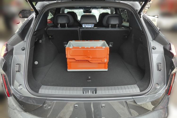 Used Lynk & Co 08 EM-P 2026 Model, 230 Ultra Extended Range Trunk