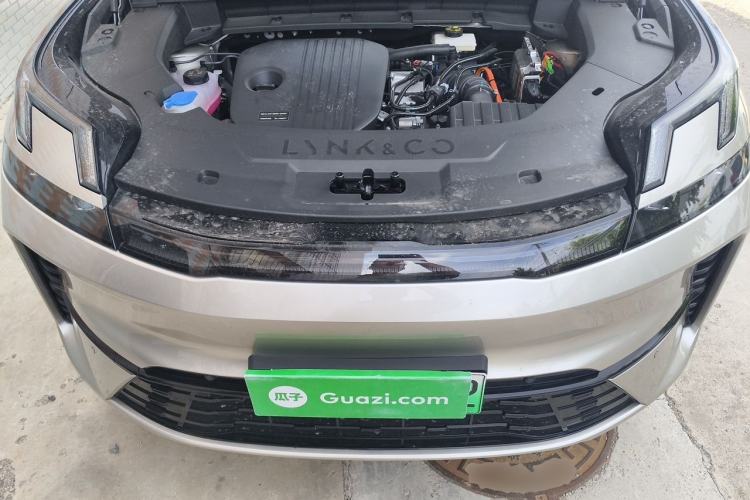 Used Lynk & Co 08 EM-P 2026 Model 160 Long-Range Max Engine Bay