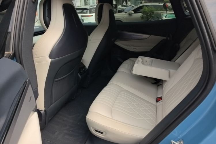 Used Lynk & Co 08 EM-P 2026 Model 210 Four-Wheel Drive Performance Ultra H7 Left Rear Seat
