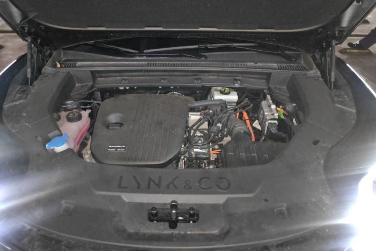Used Lynk & Co 08 EM-P 2026 Model 160 Long-Range Ultra Engine Bay