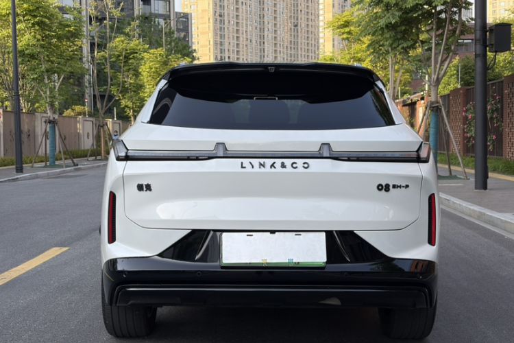 Used Lynk & Co 08 EM-P 2026 Model 160 Long-Range Max Exterior 2