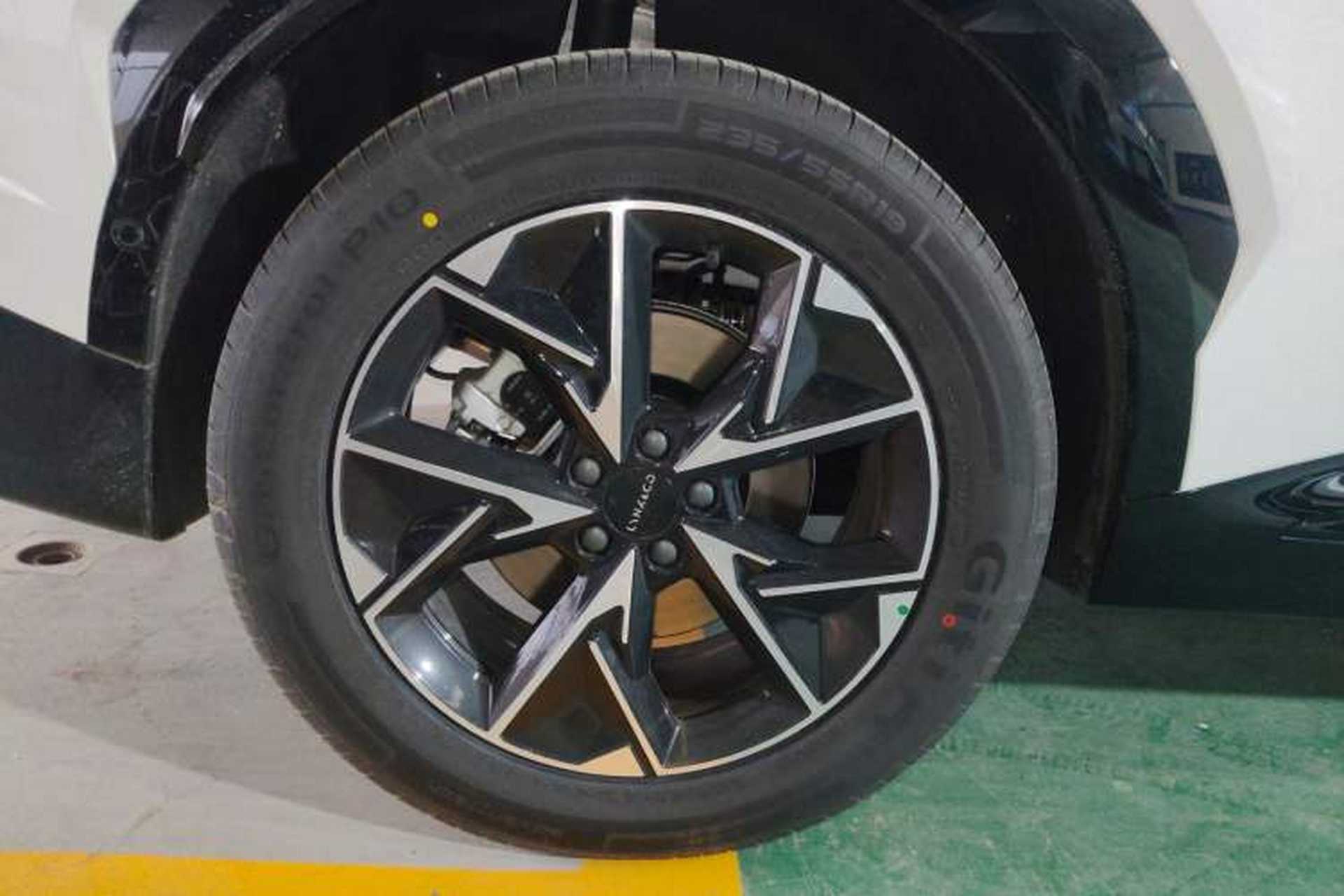 Used Lynk & Co 08 EM-P 2026 Model 160 Long-Range Ultra Exterior 5