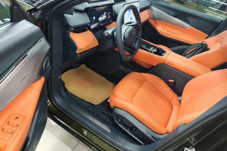 Used Lynk & Co 08 EM-P 2026 Model 210 Four-Wheel Drive Performance Ultra H7 Driver Seat