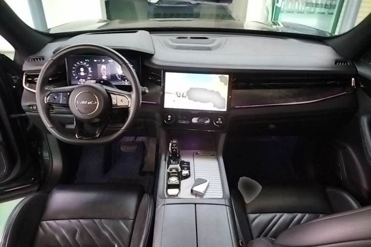 Used Lynk & Co 09 2021 2.0T Ultra Six-Seater Center Console