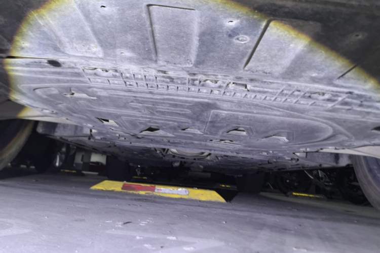 Used Lynk & Co 09 2021 2.0T Halo Six-Seater Chassis Front