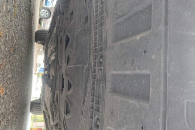 Used Lynk & Co 09 2021 2.0T Halo Six-Seater Chassis Front