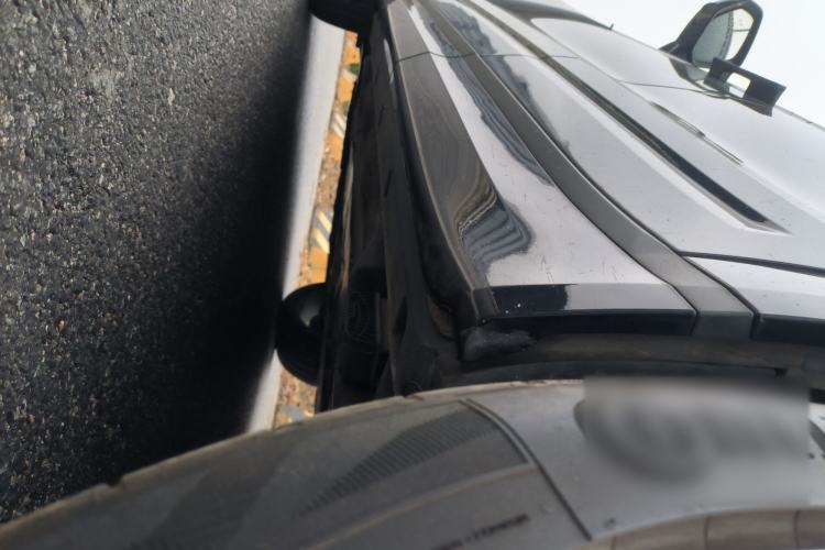 Used Lynk & Co 09 2021 2.0T Halo Six-Seater Chassis Rear Left