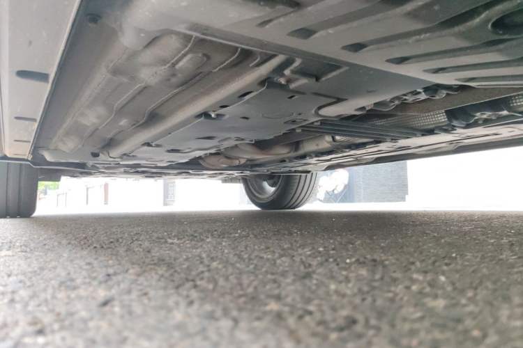 Used Lynk & Co 09 2021 2.0T Halo Six-Seater Chassis Rear Left