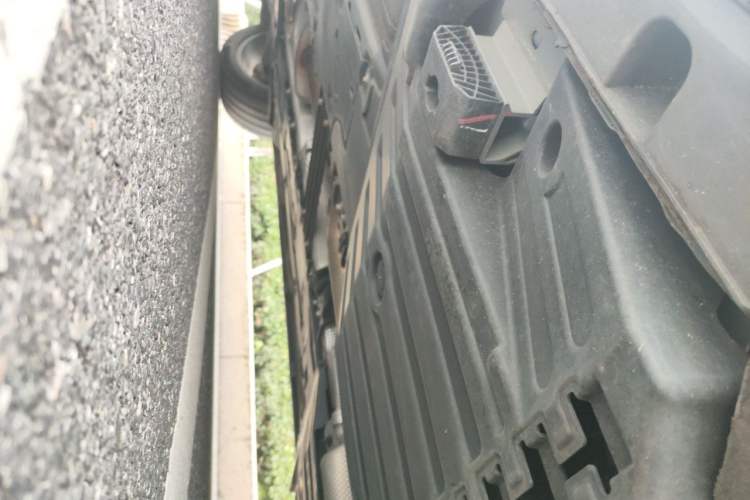 Used Lynk & Co 09 2021 2.0T Ultra Six-Seater Chassis Rear Left