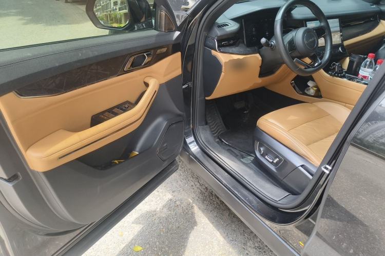 Used Lynk & Co 09 2021 2.0T Halo Six-Seater Driver Seat