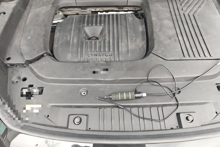 Used Lynk & Co 09 2021 2.0T Halo Seven-Seater Engine Bay