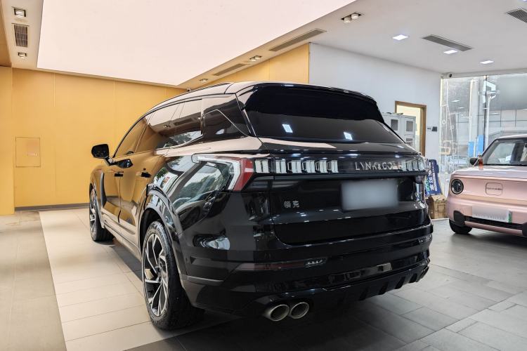 Used Lynk & Co 09 2021 2.0T Halo Six-Seater Exterior 1