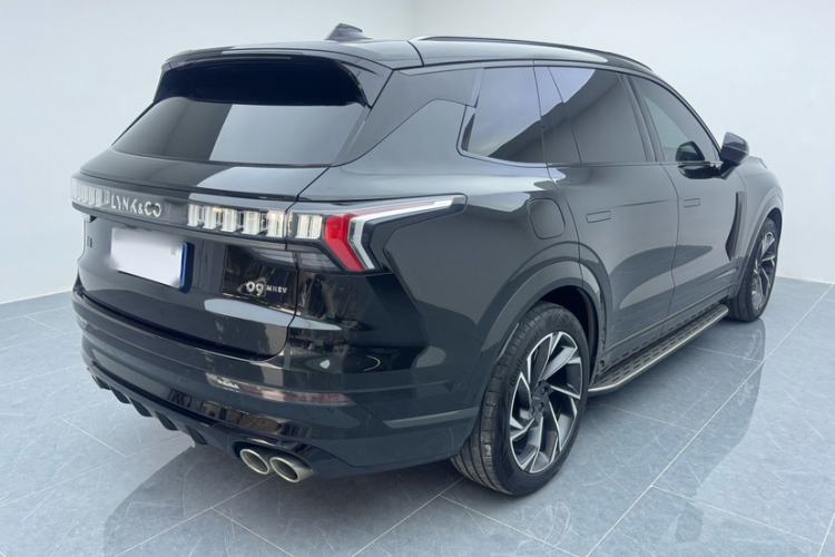 Used Lynk & Co 09 2021 2.0T Halo Six-Seater Exterior 5