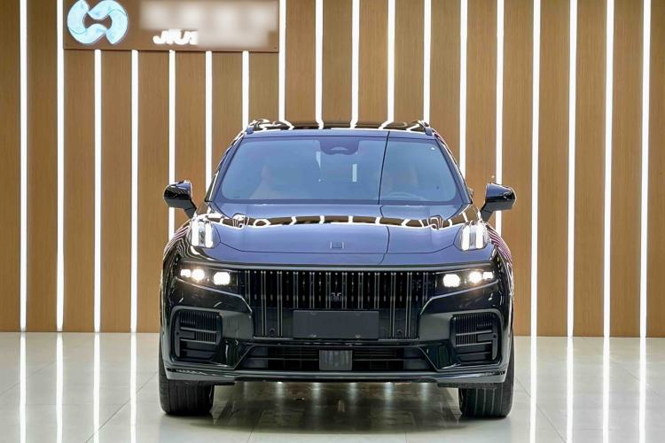 Used Lynk & Co 09 2021 2.0T Halo Six-Seater Exterior 5