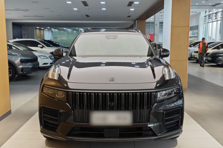 Used Lynk & Co 09 2021 2.0T Halo Six-Seater Exterior 7