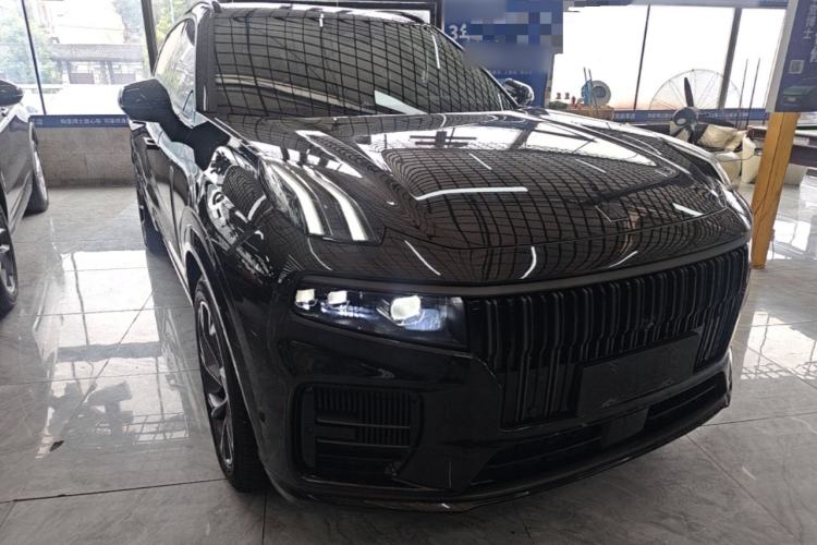 Used Lynk & Co 09 2021 2.0T Halo Six-Seater Front Right 45 Deg
