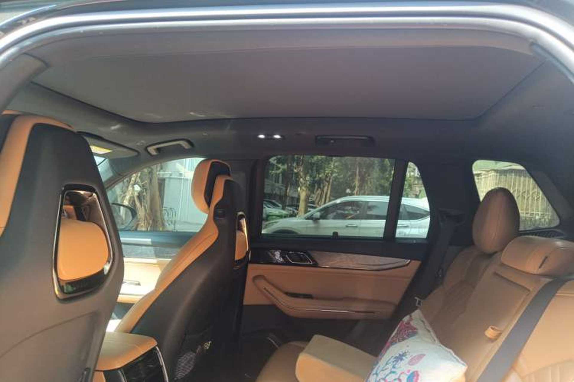 Used Lynk & Co 09 2021 2.0T Halo Seven-Seater Headliner