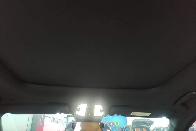 Used Lynk & Co 09 2021 2.0T Halo Six-Seater Headliner